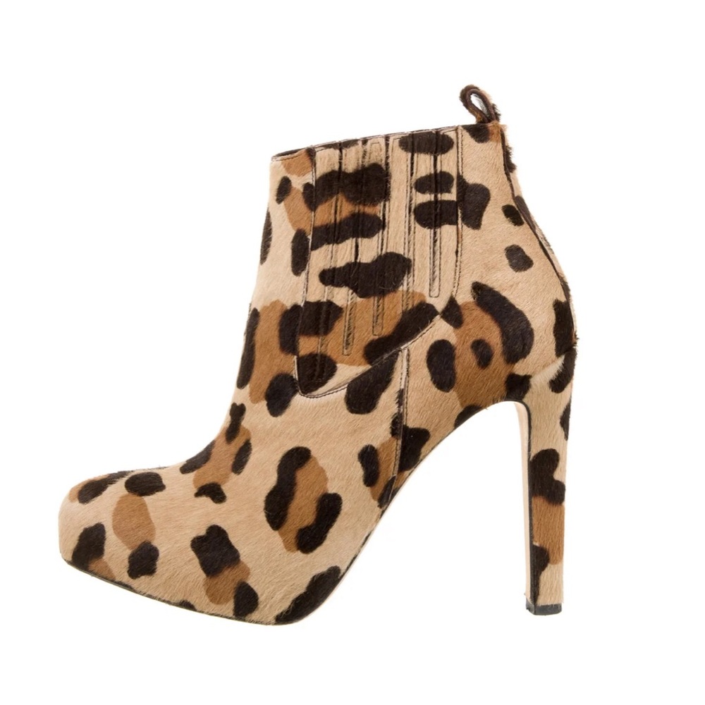 *MUST GO* Gorgeous Brian Atwood animal print calf hair boots, size 6.5, GUC